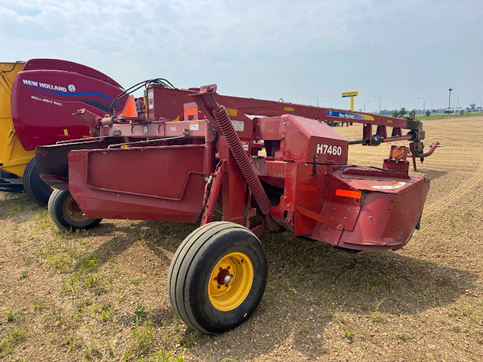 NEW HOLLAND H7460