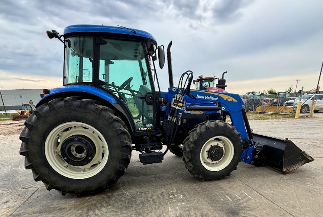 NEW HOLLAND T5050
