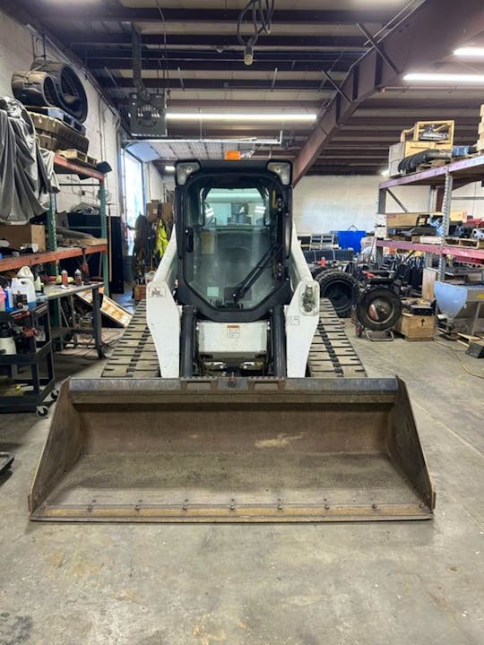 Bobcat T870