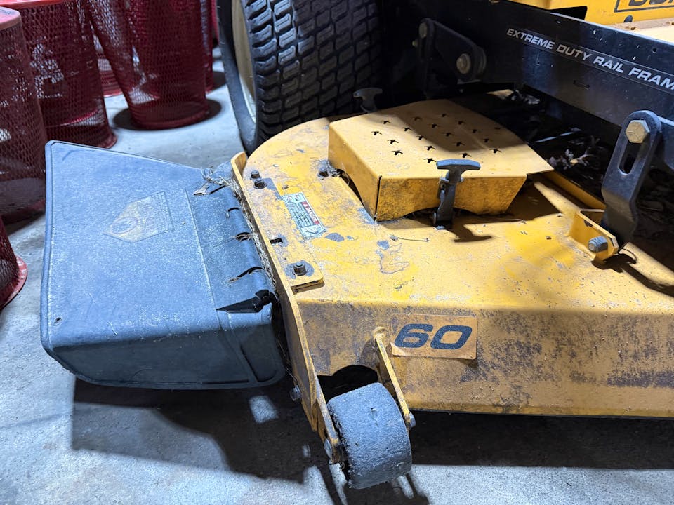 Cub Cadet Tank LZ60