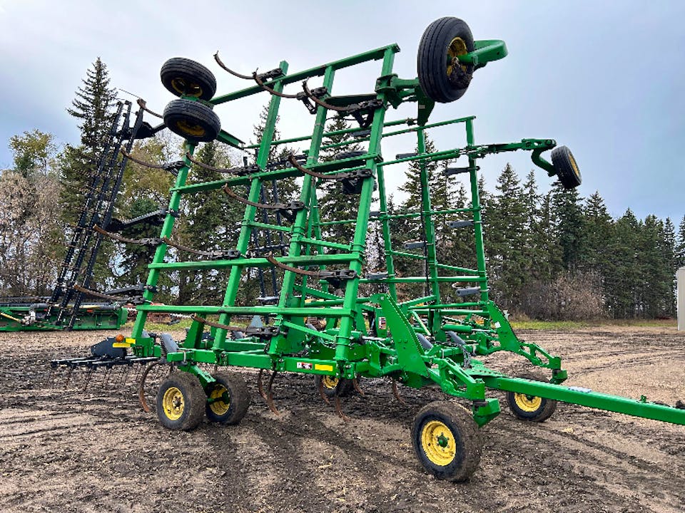 John Deere 2410