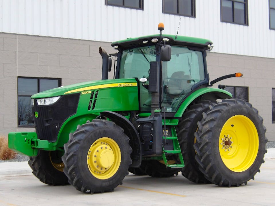 John Deere 7200R