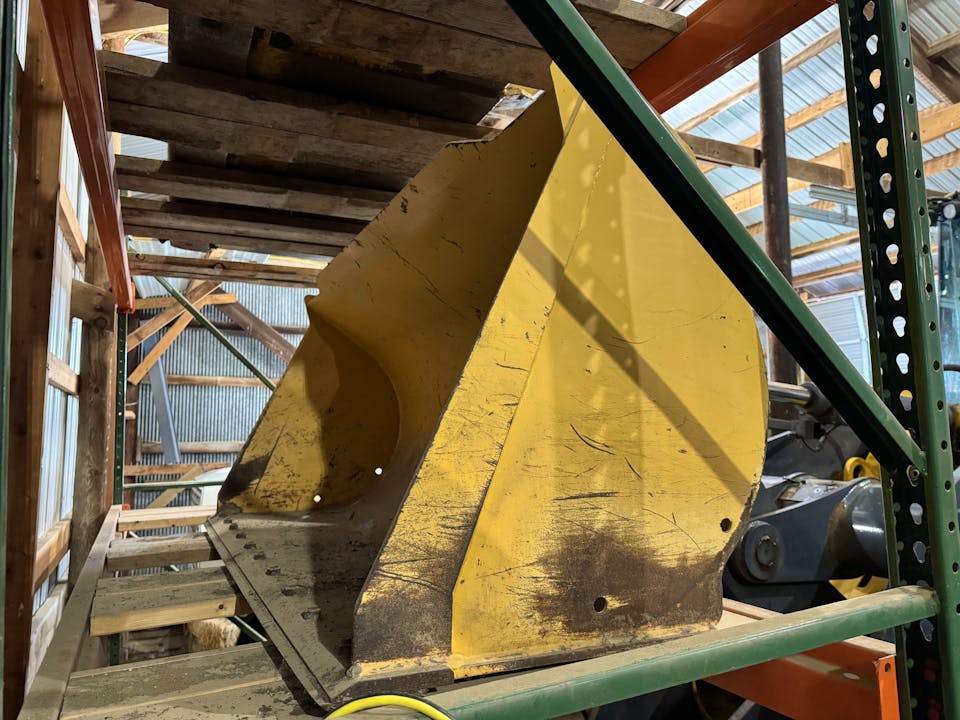 John Deere 1.0 CU. YD. BUCKET