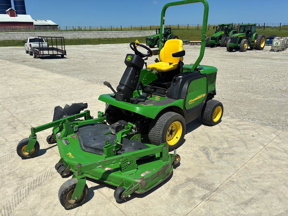 John Deere 1445
