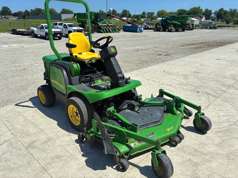John Deere 1445