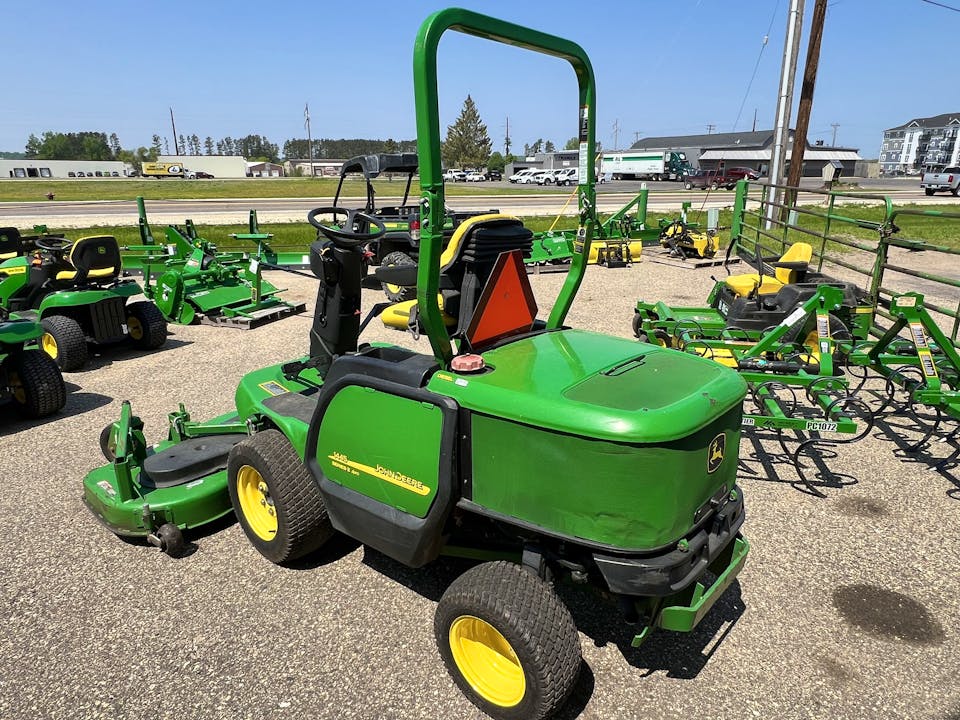John Deere 1445