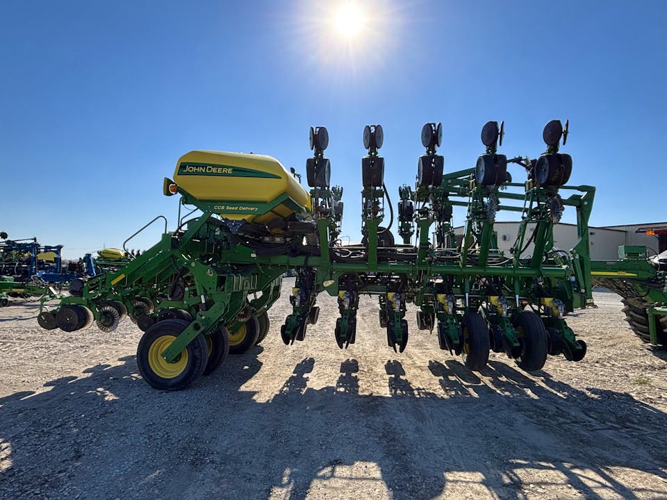 John Deere 1790