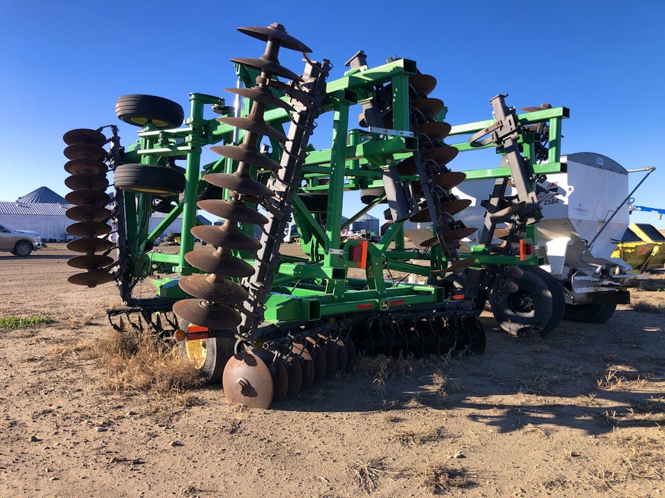 John Deere 2623