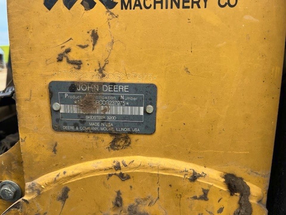 John Deere 320D