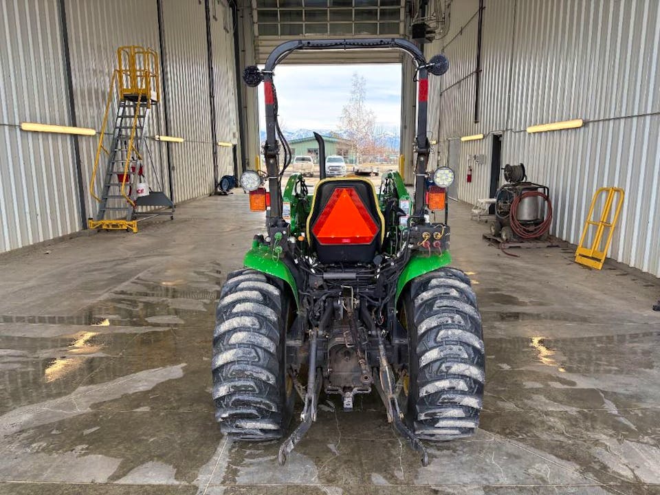 John Deere 3720