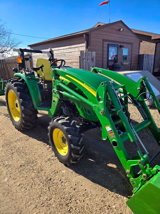 John Deere 4120
