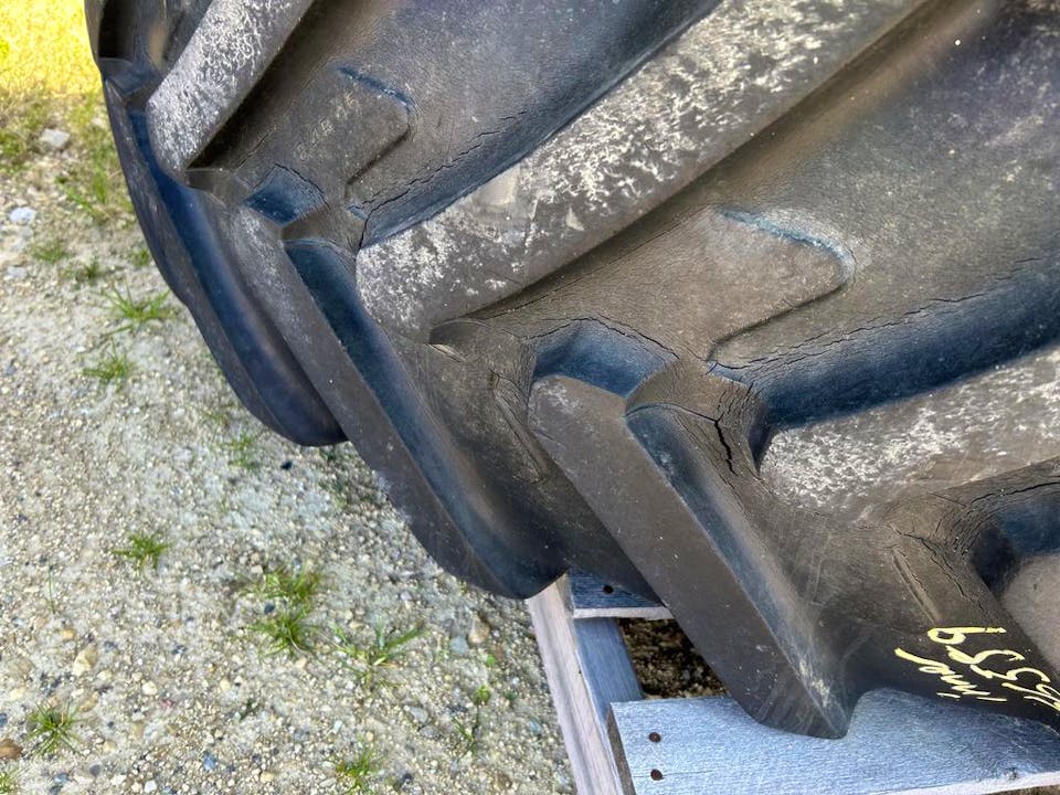 John Deere 480/80R46