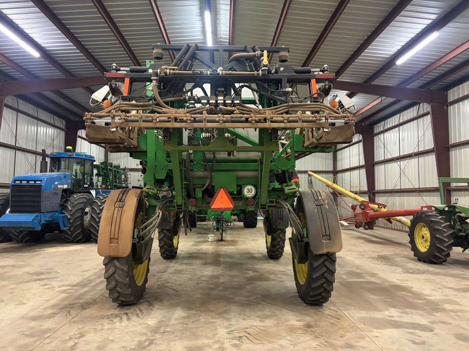 John Deere 4830