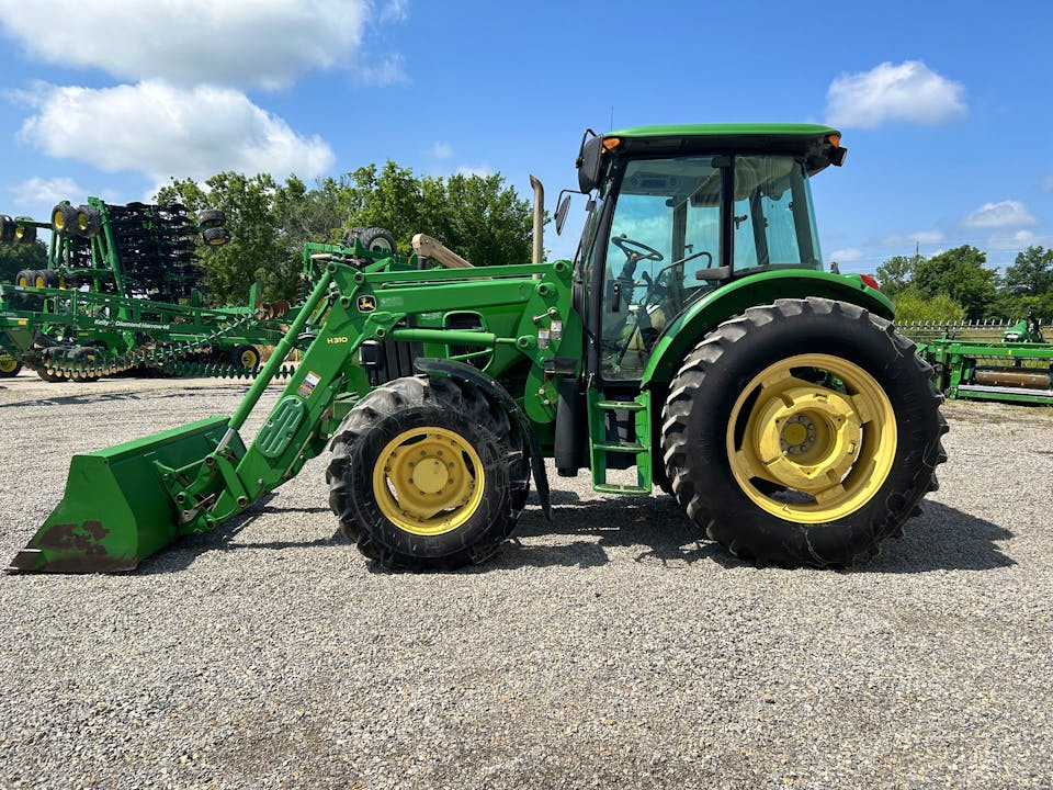 John Deere 6140D