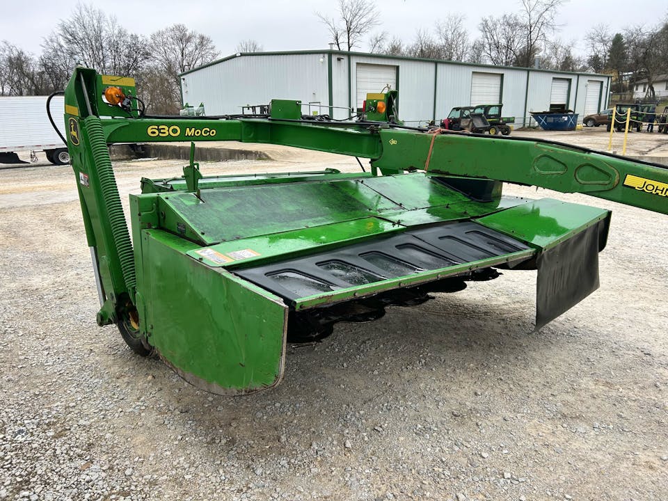 John Deere 630
