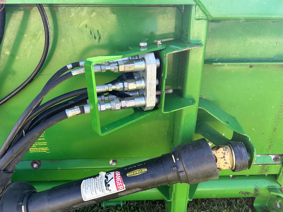 John Deere 630F