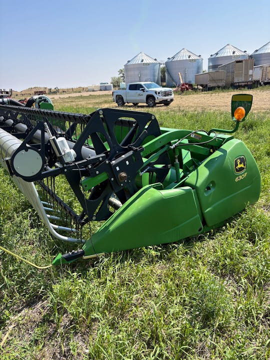 John Deere 630F