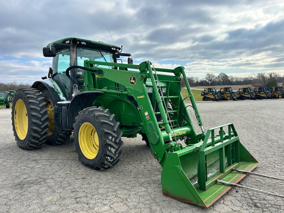 John Deere 7200R