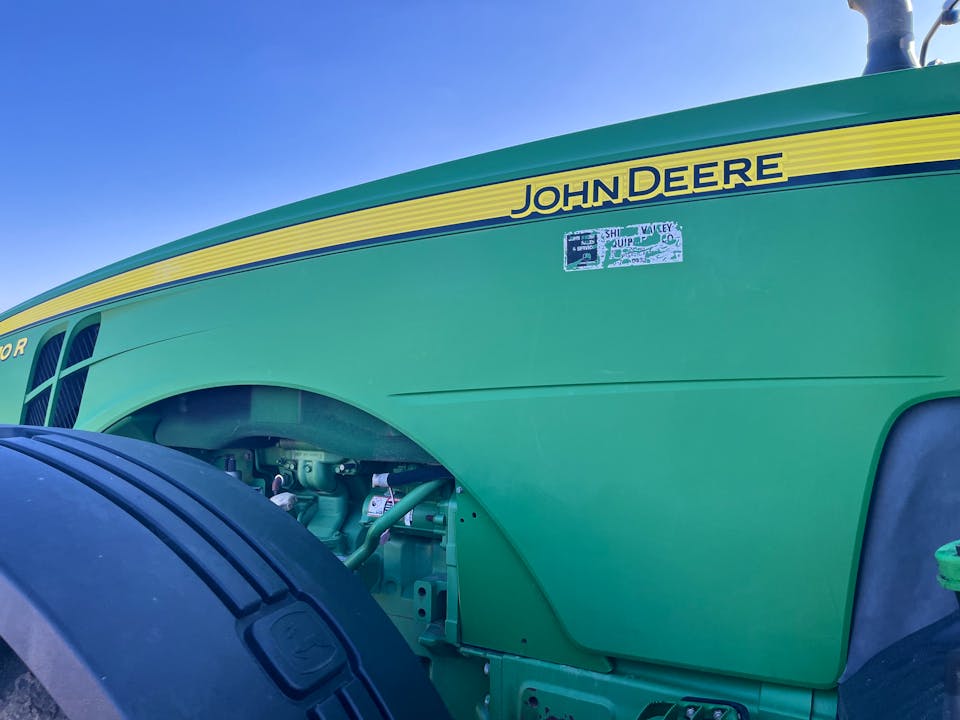 John Deere 8310R
