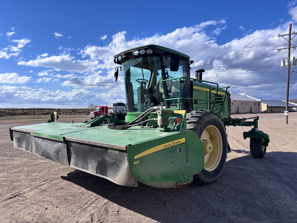 John Deere R450