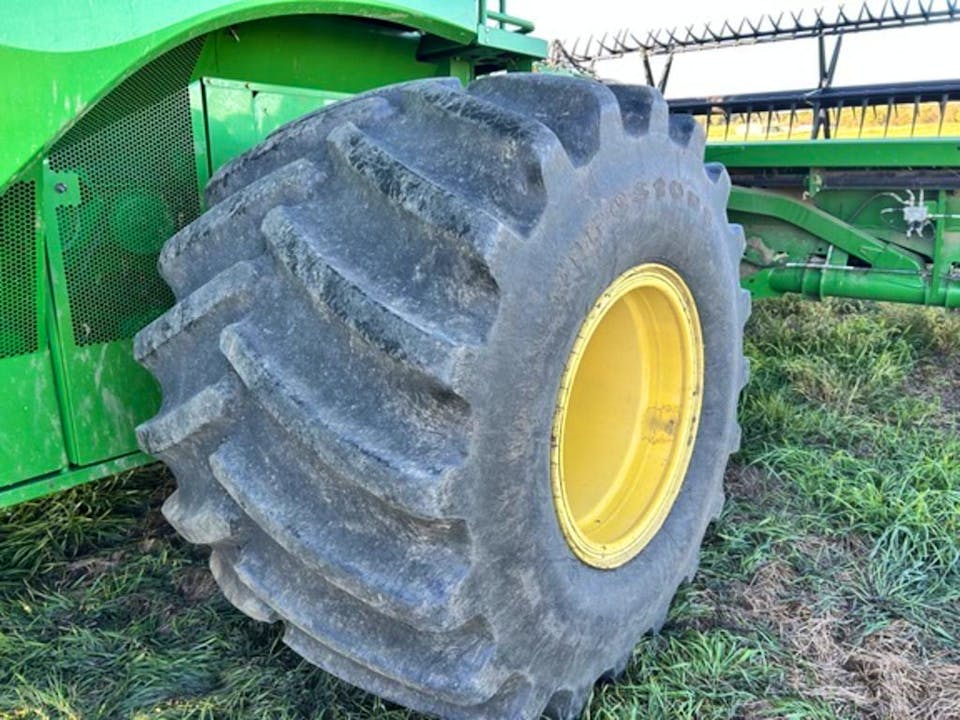 John Deere S680