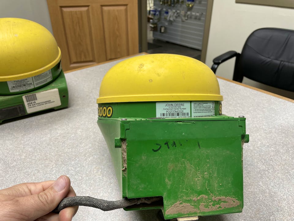 John Deere Starfire 3000