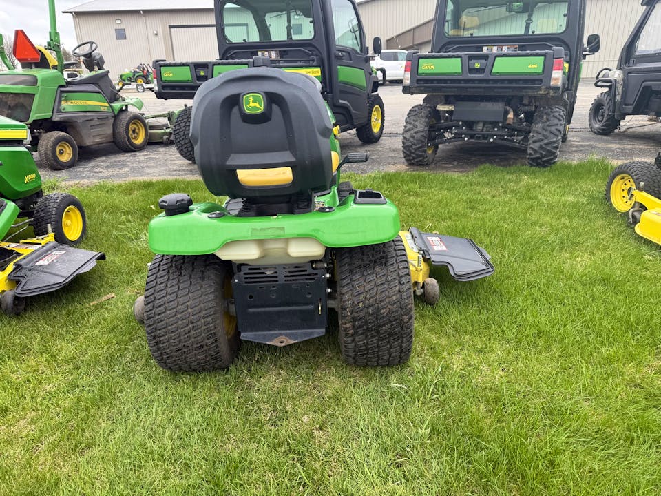John Deere X320