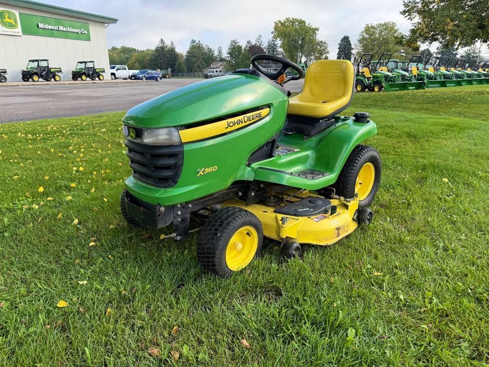 John Deere X360