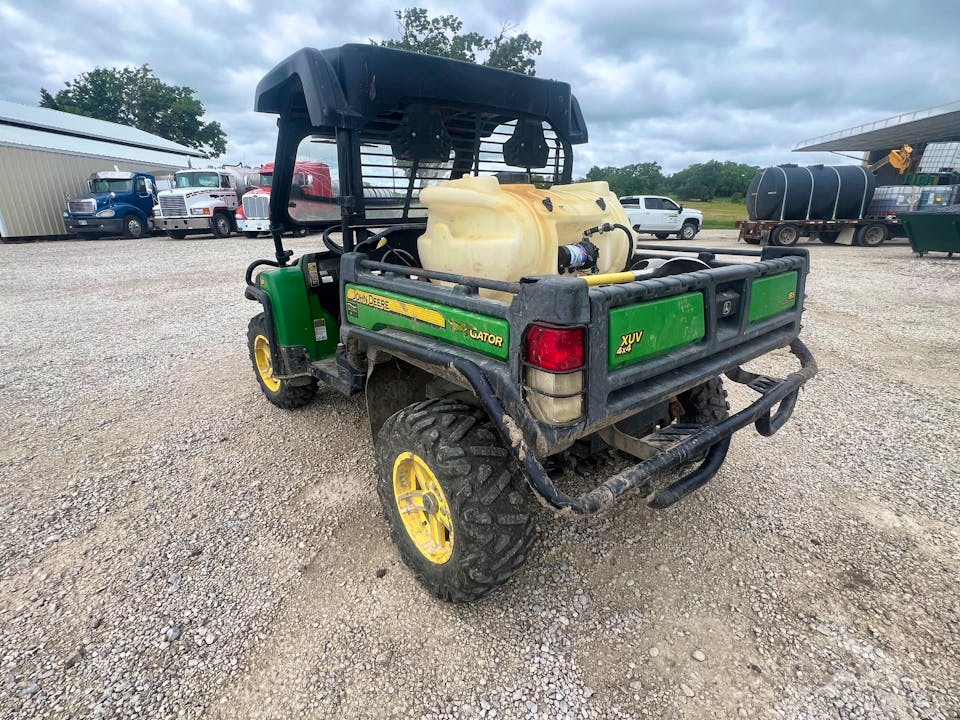 John Deere XUV825I GREEN