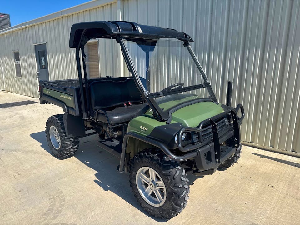 John Deere XUV825I OLIVE