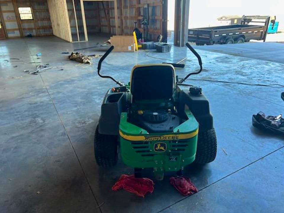 John Deere Z225