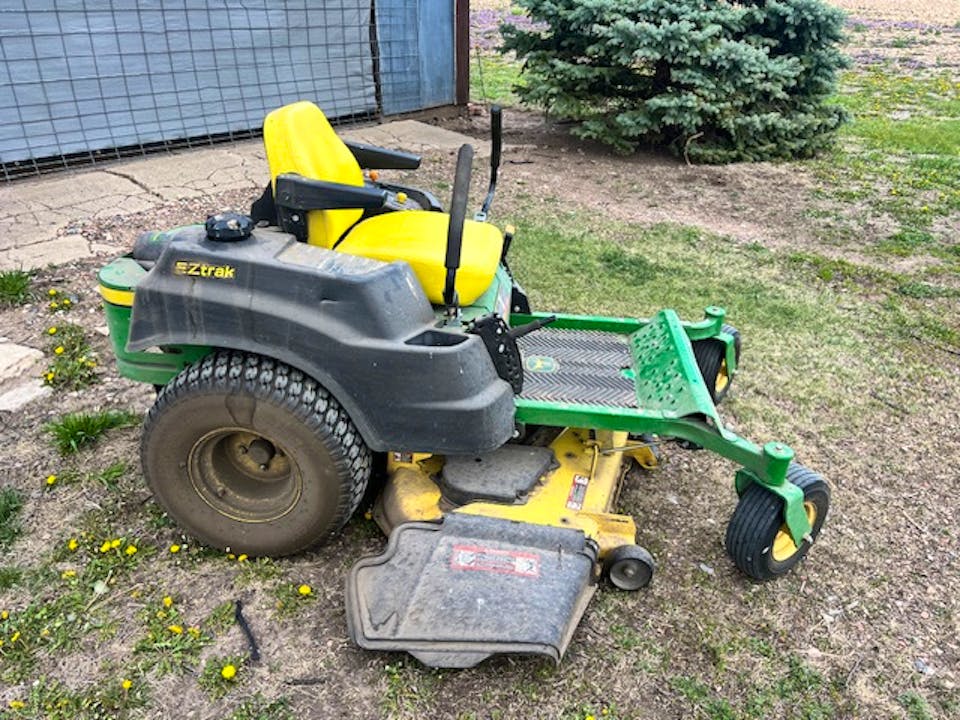 John Deere Z445