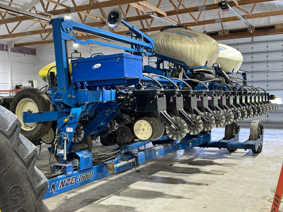 Kinze 3660