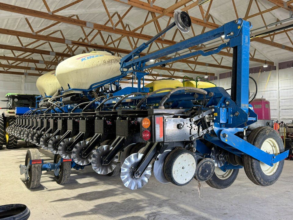 Kinze 3660