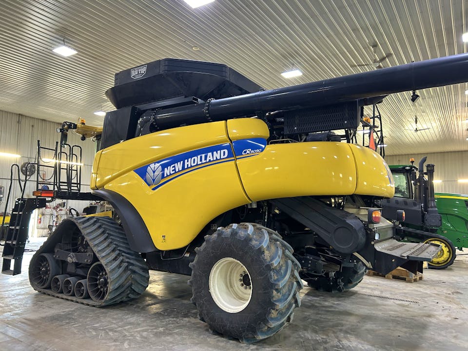 New Holland CR9090