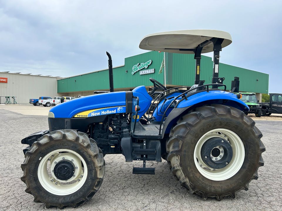 New Holland TD5040