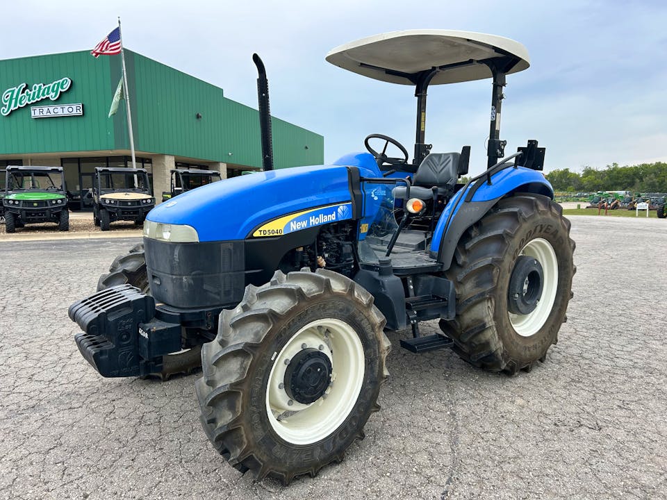 New Holland TD5040