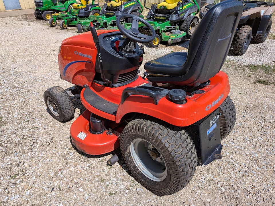 Simplicity Conquest 23