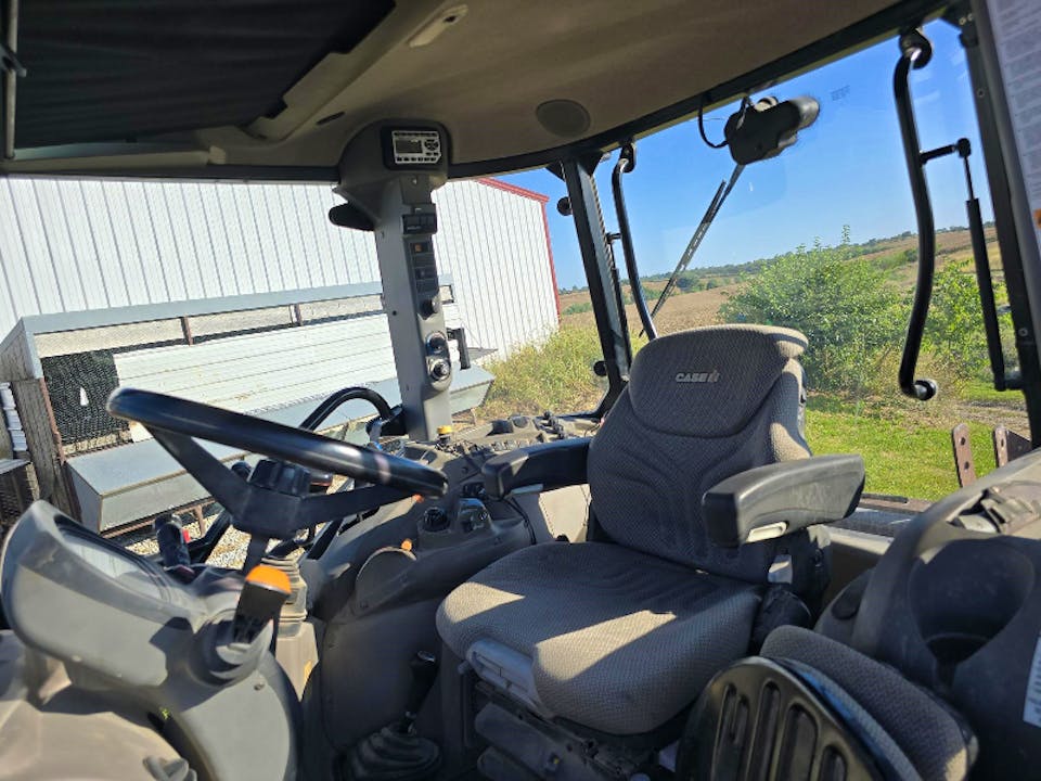 Case FARMALL 115U