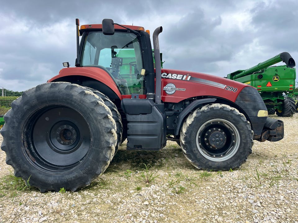 Case IH Magnum 290