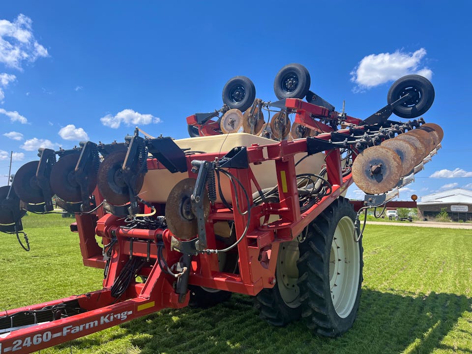 Farm King 2460
