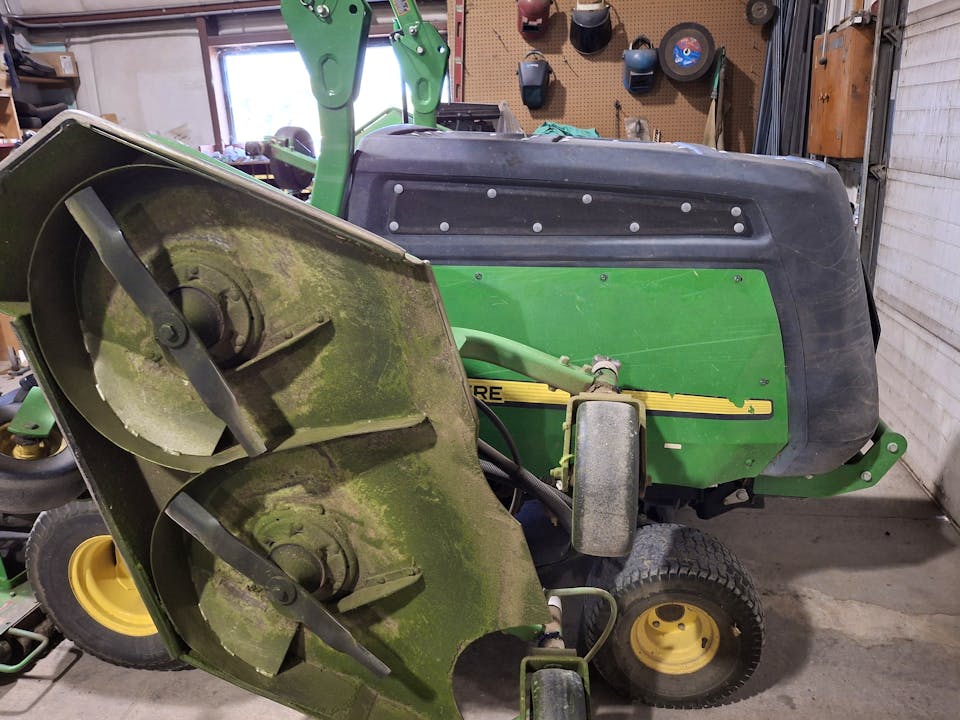 John Deere 1600