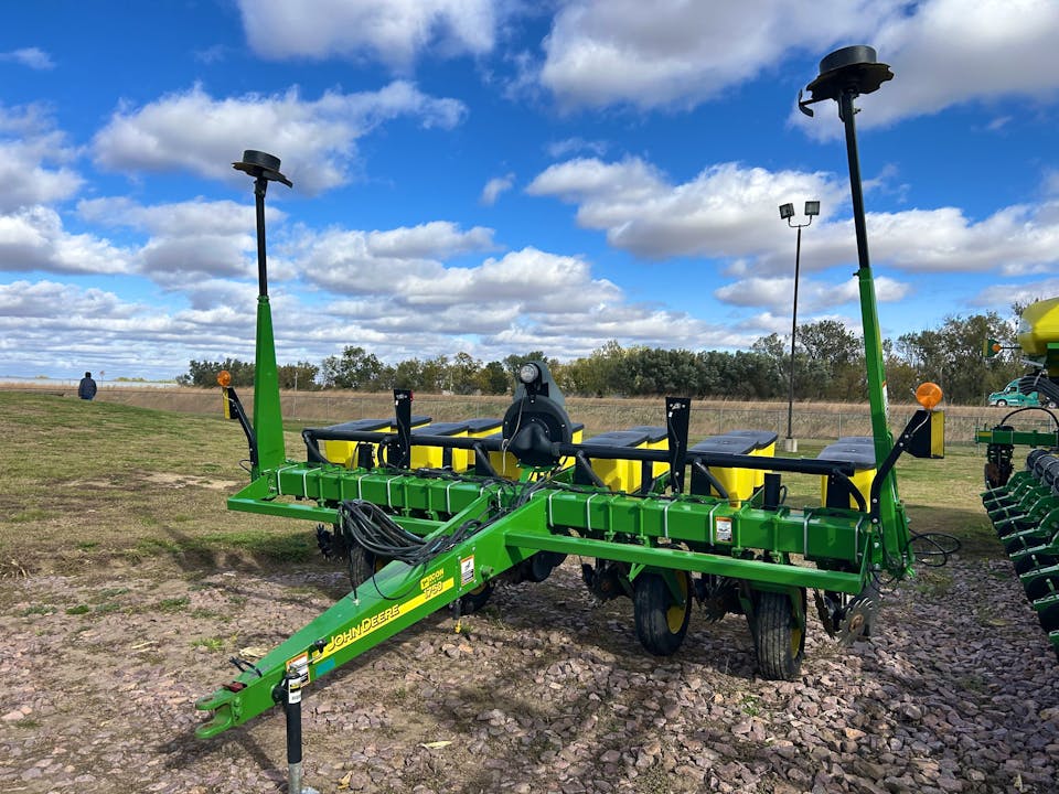 John Deere 1750