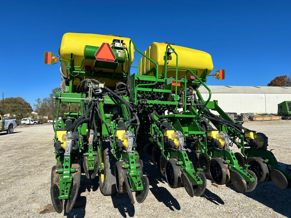 John Deere 1790