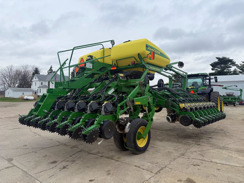 John Deere 1790