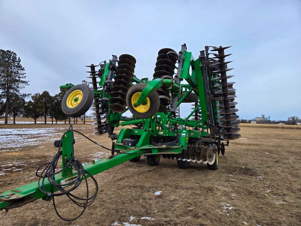John Deere 2623VT