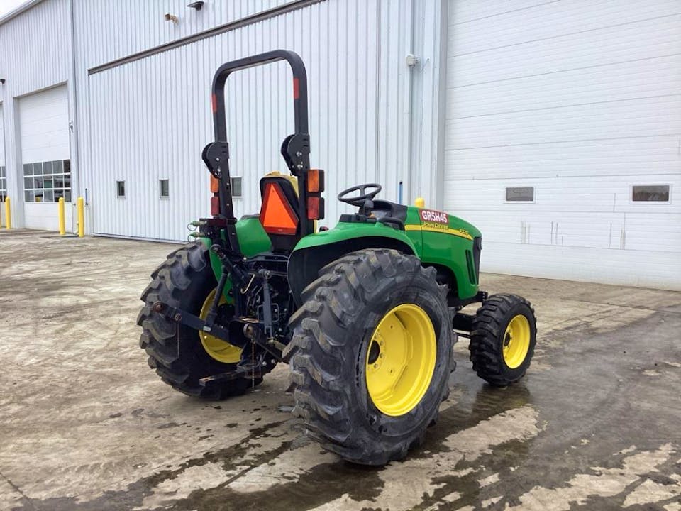 John Deere 4320