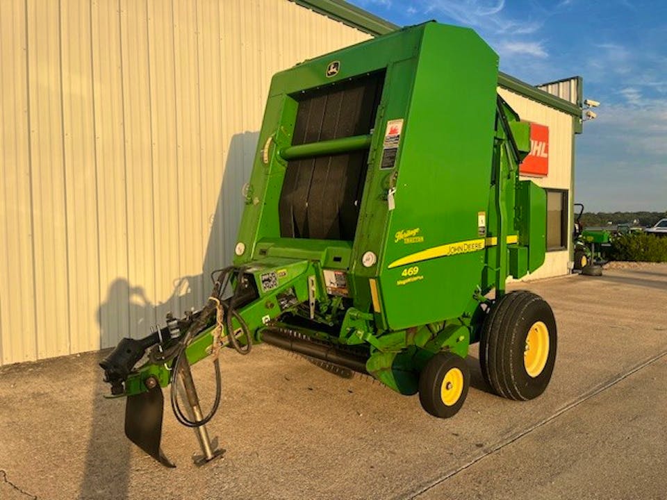John Deere 469