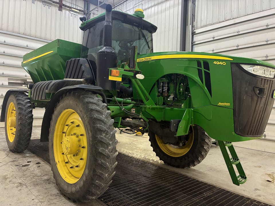 John Deere 4940