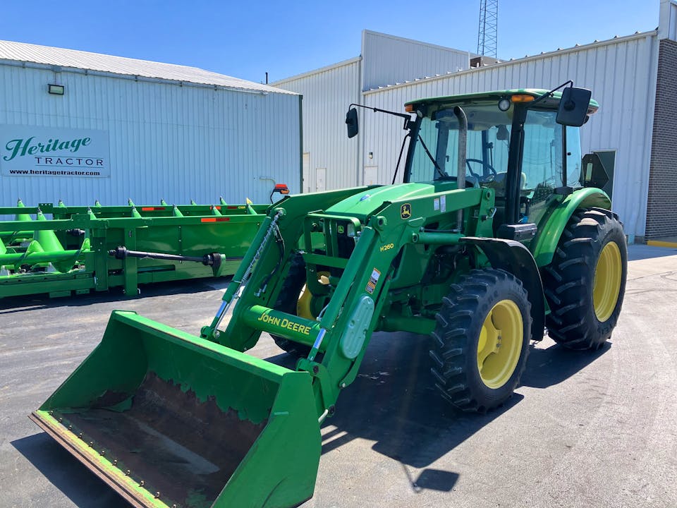 John Deere 5083E